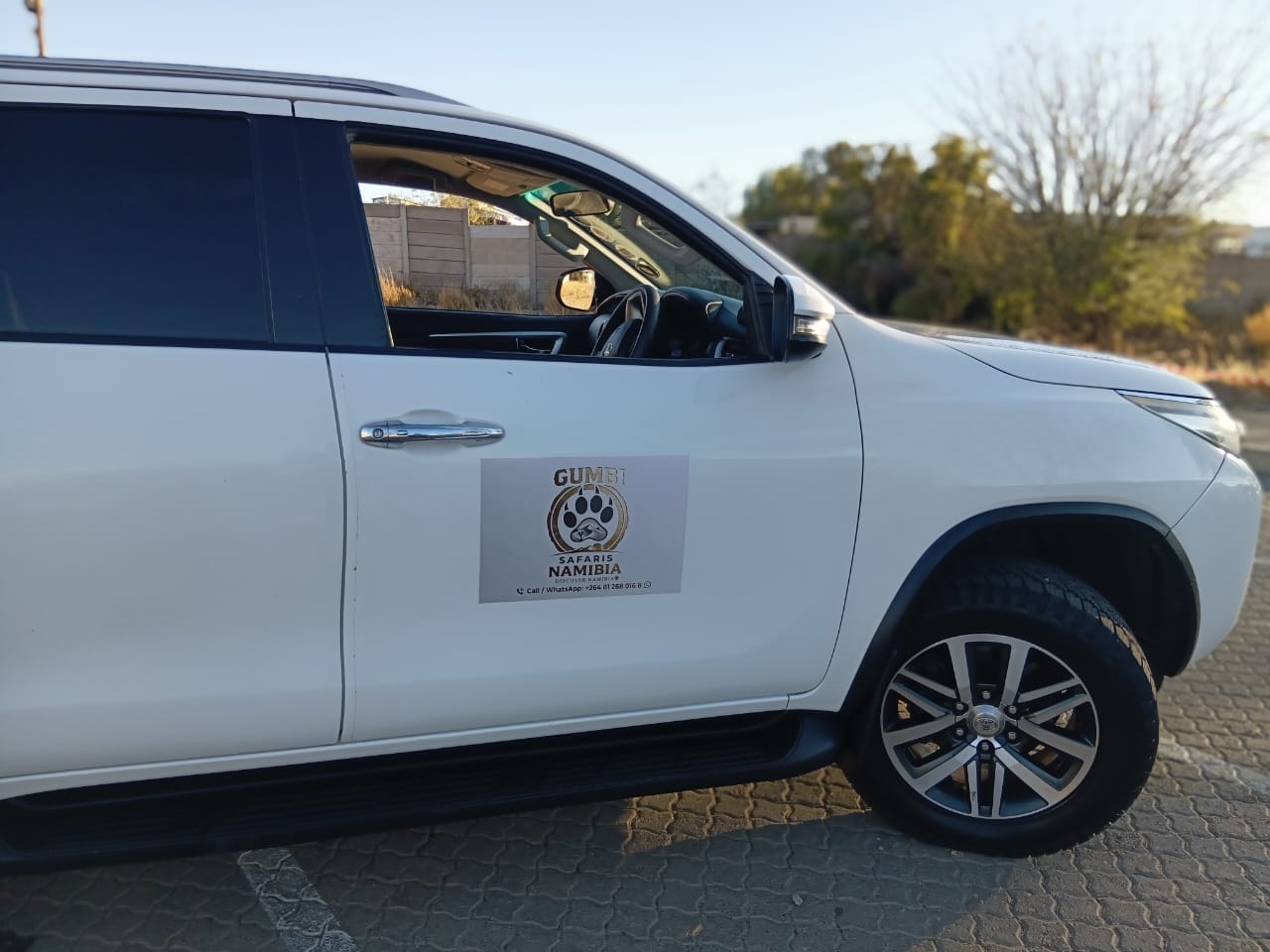 White Gumbi Safaris vehicle